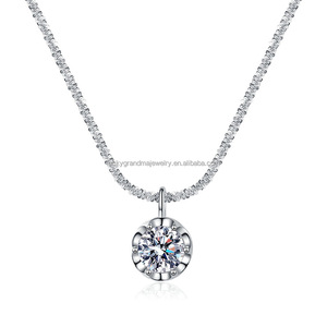 Collar con Colgante de Plata 925 Personalizable con Moissanita en Forma de Corona para Mujer, 1-2 Quilates, con Cadena de Moda con Logotipo, Regalo - Product Image 2