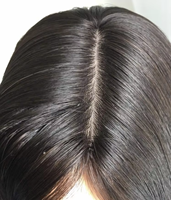 Perruque bouclée brun clair avec bonnet, nœuds blanchis indétectables, dessus en soie multidirectionnel, cheveux Remy de qualité salon, perruque casher juive