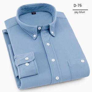 Camisa de pana para hombre de manga larga para hombres de mediana edad y jóvenes, camisa de pana holgada informal de negocios de color sólido <span class=keywords><strong>sin</strong></span> planchar - Product Image 5
