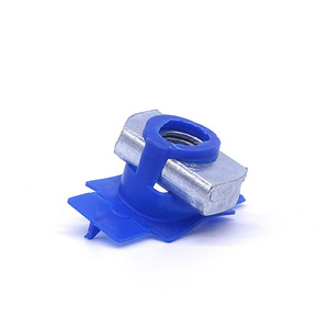 น็อตปีกพลาสติก M6 M8 M10 M12 ชุบกัลวาไนซ์แบบจุ่มร้อน สำหรับระบบติดตั้งแผงโซลาร์เซลล์ - Product Image 1