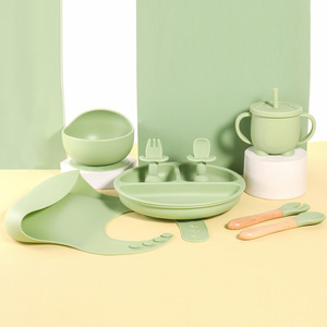 Ensemble de couverts en silicone de qualité alimentaire pour bébé, sans BPA, doux, rectangulaires, pour l'autonomie alimentaire, écologiques, de qualité supérieure, vente en gros personnalisée - Product Image 1