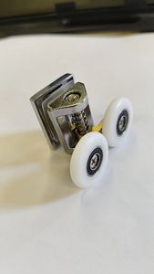 Doppio doppio doppio vetro curvo superiore/inferiore pulegge per porta doccia - Product Image 5