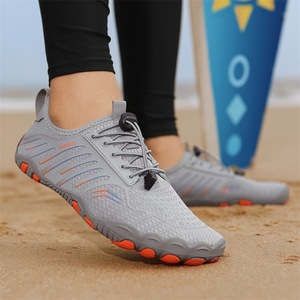 Nouvelles chaussures de plage pour couple, ultra-respirantes, antidérapantes, séchage rapide, idéales pour la randonnée en rivière, le fitness en intérieur, le yoga et la danse - Product Image 2