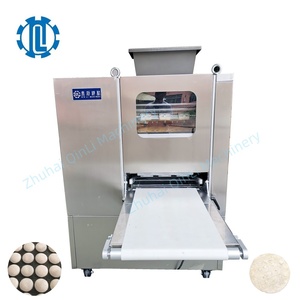 Machine à diviser et à arrondir la pâte en continu, machine à former des boules de pâte, équipement de boulangerie pour la fabrication de pizzas, sandwichs, hamburgers et beignets. - Product Image 2