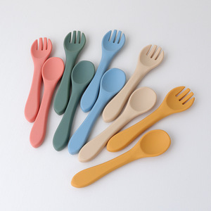 Juego de Cuchara y Tenedor de Silicona Suave <span class=keywords><strong>para</strong></span> Bebés, <span class=keywords><strong>para</strong></span> la Alimentación con Comida <span class=keywords><strong>Complementaria</strong></span>, con un Diseño Simple y Bonito - Product Image 1
