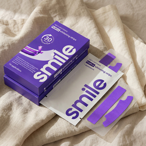 Bandes blanchissantes violettes sans peroxyde, sans PAP, sans sensibilité, sans résidu, protection de l'émail, éclaircissement instantané, <span class=keywords><strong>patch</strong></span> buccal portable - Product Image 1