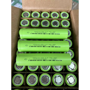 Cella cilindrica LiFePO4 da 3.2V 15Ah IFR32140 LFP15000mAh, batteria al litio ferro fosfato per accumulo di energia - Product Image 2