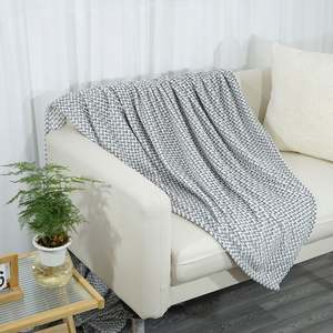 Couverture en flanelle soyeuse de qualité supérieure Couvertures super douces et chaudes pour canapé, couverture de lit floue et légère confortable Utilisation toutes saisons - Product Image 3