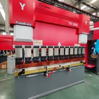 Máquina Económica para Doblar Chapas Metálicas de 70 Toneladas, Mesa de Trabajo de 2500 mm, Controlador CNC E310P, Fácil Operación para Trabajadores Principiantes