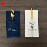 Serviettes en papier bleu marine Airlaid Linge Sensation couverts Serviettes de poche Serviettes de table jetables Logo personnalisé
