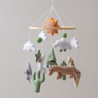 Mobile de lit pour bébé de style nordique, en polyester doux, design en peluche fait main, unisexe, 0-24 mois, aucun assemblage requis