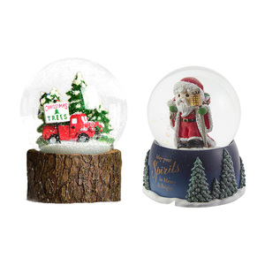 Personalizada interior 3D resina <span class=keywords><strong>personas</strong></span> figura acrílico patrón cristal agua nieve Bola Acrílico plástico foto recuerdo regalo barato globo de nieve - Product Image 2