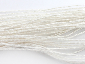 Non tinti di Seta Cachemire Mescolato Pizzo Peso Undyed Filati per Maglieria A Mano - Product Image 2