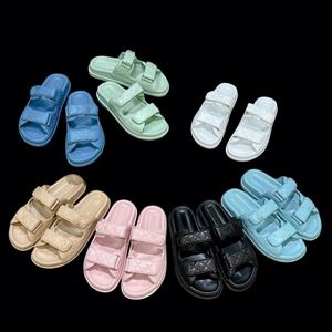 2026 Fashion Trend High-Quality Designer Brand <b>Flat</b> Beach <b>Sandals</b> - Product Image 1