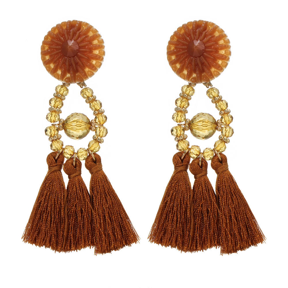 สีน้ำตาล