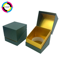 Caja de Regalo Rígida de Lujo con Tapa Abatible, Color Verde Oscuro, con Relieve y Forro Dorado, Personalizable con Logotipo, para Velas
