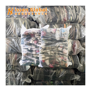 จำหน่ายรองเท้ามือสองของแท้จากโรงงานโดยตรง <span class=keywords><strong>รองเท้า</strong></span>ฟุตบอลมือสองสำหรับผู้ชาย ยี่ห้อ Sneaker - Product Image 2