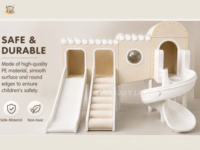 Ensemble d'équipements de jeux intérieurs modernes de qualité supérieure en beige pour enfants, aire de jeux commerciale pour enfants avec toboggan et piscine à balles