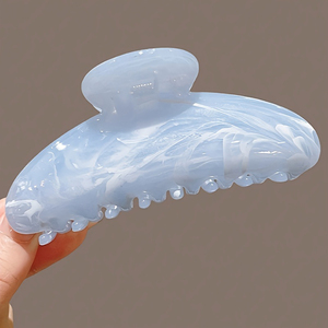 Grande fermaglio per capelli in acrilico color caramella con design floreale, elegante accessorio per capelli da <span class=keywords><strong>donna</strong></span> di alta qualità per uso quotidiano. - Product Image 3