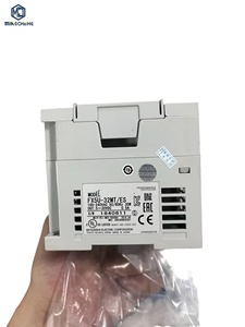 FX5U-32MT/ES PLC คอนโทรลเลอร์ลอจิกแบบตั้งโปรแกรมได้ โมดูลควบคุมระบบอัตโนมัติทางอุตสาหกรรม คอนโทรลเลอร์แบบตั้งโปรแกรมได้ประสิทธิภาพสูง - Product Image 1