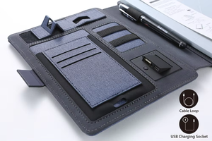 ปกสมุดโน้ตบุ๊กแบบพกพาพร้อมที่ชาร์จ<span class=keywords><strong>โทรศัพท์</strong></span>ไร้สาย RFID สำหรับธุรกิจ ความจุแบตเตอรี่ 8000mAh  พร้อมช่องเก็บของและที่วางโทรศัพท์มือถือ ทำจากหนัง - Product Image 5