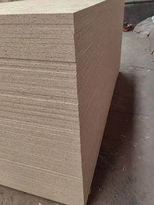 Panneaux <span class=keywords><strong>OSB</strong></span> de qualité industrielle au <span class=keywords><strong>prix</strong></span> d'usine, épaisseur 18 mm, surface en <span class=keywords><strong>bois</strong></span> de peuplier, taille standard 1220x2400 mm - Product Image 6