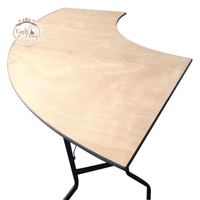 2024 Vente chaude Table en bois pour événement de mariage en bois Tables en bois massif de forme incurvée pour événements