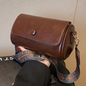 Borsa Vintage Piccola da Donna, Nuova Tendenza 2026, Versatile con Tracolla Larga, Borsa a Tracolla Popolare, Fornitore di Lusso - Product Image 4