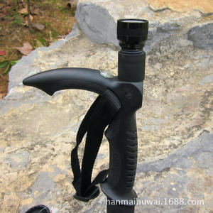 Bâton de randonnée extérieur avec 9 lumières LED, longueur réglable 53-112 cm, embout en caoutchouc pour la randonnée et les personnes âgées - Product Image 4