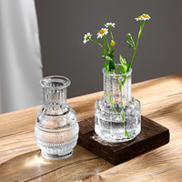 Mini Vases En Verre Relief Rétro Côtelé De Mariage Varié Transparent En Verre Clair Fleur Hydroponique Bud Vase
