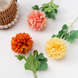 Fleur artificielle en soie Dahlia à tige unique de style européen, feuilles pour décoration de cérémonie de mariage, salon, table à manger, arrangement floral - Product Image 2