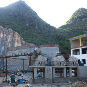 Mobile Steinbrecher maschine <span class=keywords><strong>PFW</strong></span> Prall brecher mit Kern komponenten Motor und Lager zum Zerkleinern und Sieben - Product Image 1