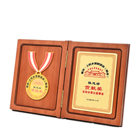 Nouvelle plaque de certificat en bois or personnalisée Médaille Award UV Printing Business Brand Honor Plaque pour la décoration de bureau