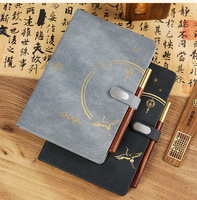 Carnet de notes A6 en cuir PU de haute qualité avec fermoir orné de bijoux, pochette pour stylo, 100 feuilles intérieures, reliure filée, coffret cadeau, agenda
