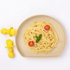 Vaisselle en silicone moderne, réutilisable, non toxique et antidérapante pour les repas des bébés et des enfants Plaques à ventouse en silicone Tapis collant <span class=keywords><strong>Assiette</strong></span> pour bébé - Product Image 6