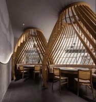 Vitrine à bijoux moderne et élégante avec éclairage LED, design durable et écologique pour la décoration intérieure de restaurant