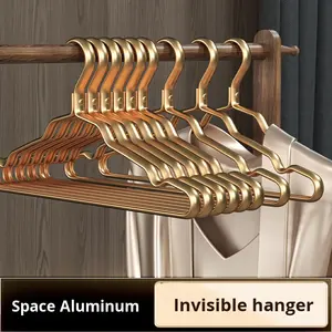 Cintres pour adultes en or haut de gamme en alliage d'aluminium brillant gain de place unique <span class=keywords><strong>TikTok</strong></span> vente à chaud mural multifonction moderne - Product Image 5