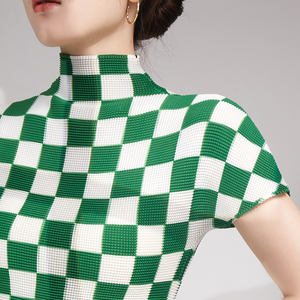 Camiseta Casual Plisada de Alta Elasticidad para Mujer, Verano 2025, Estampado a Cuadros, Cuello Alto, Manga Corta, Ecológica, Ajustada - Product Image 5