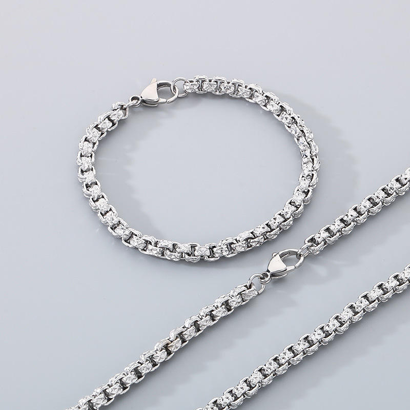 Steel color (lobster buckle)