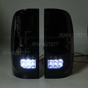 2 uds luces traseras Led de humo de coche para Toyota Hilux <span class=keywords><strong>Vigo</strong></span> KUN26 SR SR5 Workmate 2004 2005 2006 - 2015 Pickup luz trasera de freno de marcha atrás - Product Image 3
