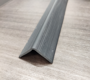 Tira de plástico para esquinas de palés - Product Image 1