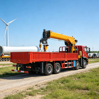 Grue hydraulique montée sur camion 10T pour travaux d'ingénierie, hauteur de levage 21m, télécommande en option, utilisation facile, construction