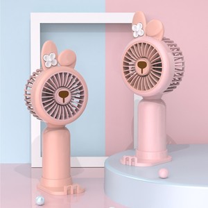 Mini Ventilador USB Portátil con Base de Dibujos Animados, Recargable, con Función de Humidificación, para Uso Doméstico, en Exteriores y Hoteles, Hecho de Plástico - Product Image 6