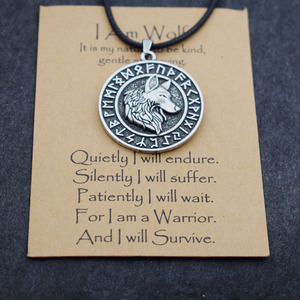 Collar Vikingo con Runas Celtas y Lobo, con Tarjeta, Amuleto Nórdico Vegvisir para Hombre - Product Image 2