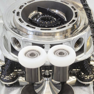 ล้อไนลอน PU หุ้มเหล็กกล้าไร้สนิม S420 พร้อมลูกปืน S626ZZ สายพานกลม 6x32x11 มม. สำหรับประตูบานเลื่อนร้านขายเสื้อผ้า - Product Image 3