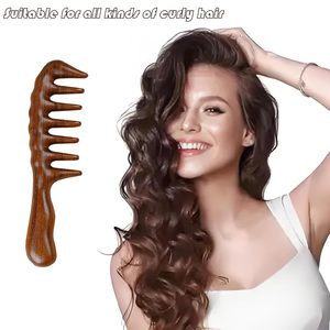 Peine de masaje artesanal de madera de sándalo verde natural antiestático de mango largo para cuero cabelludo y cabello rizado - Product Image 4