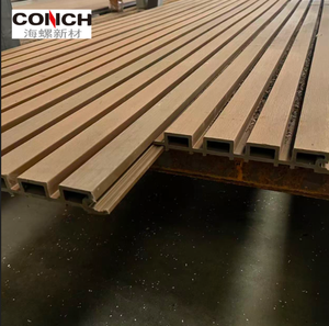 Панели Great Wall WPC для облицовки стен: современные европейские древесно-полимерные композитные доски для наружного применения, водонепроницаемые, для спортзалов, черный фон - Product Image 1