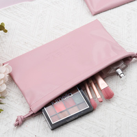Sac à cordon en cuir PU avec logo personnalisé en relief, pochette cosmétique réutilisable en cuir PU pour emballage cadeau