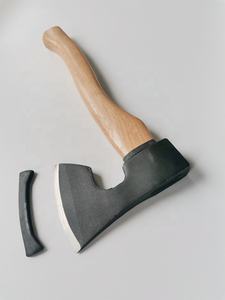 Chiree Tools Scout Hatchet ascia a testa forgiata in acciaio nero con manico in legno con trattamento termico - Product Image 3