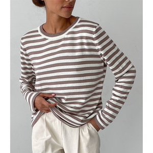 Pull en tricot à col rond rayé, pull classique rétro rayé polyvalent européen et américain pour femmes - Product Image 2